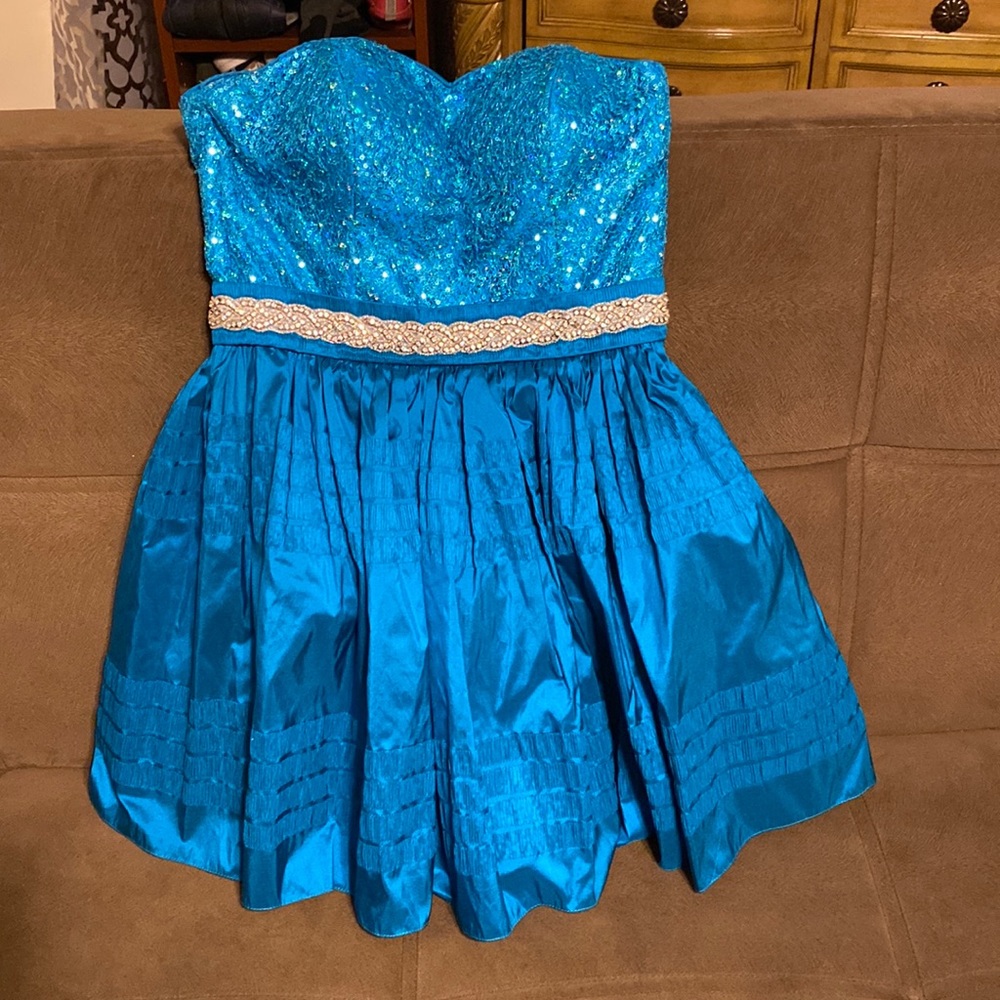 Elena do Vale Executive Formal Wear Mini Dress